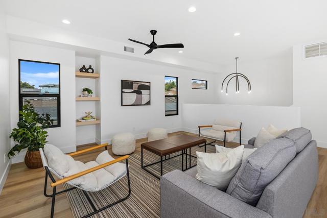 1826 Galveston St, San Diego CA: https://media.crmls.org/mediaz/5d9bacb7-b691-418e-8f9f-2f116c4fbcc5.jpg