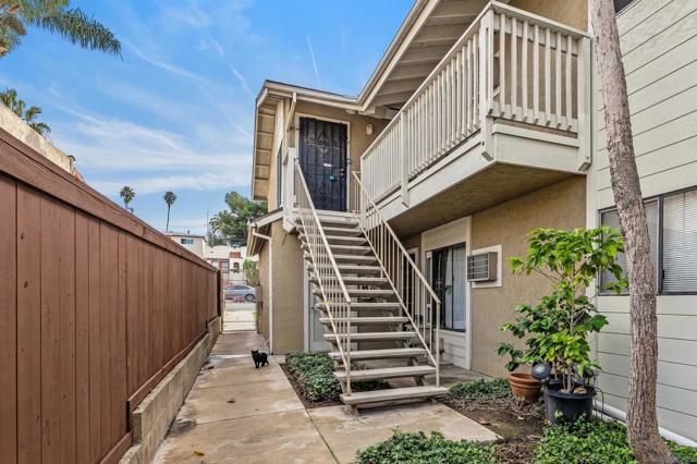 4412 Arizona, San Diego CA: https://media.crmls.org/mediaz/5d9c03d5-8bd9-4f34-91fa-5a35d162315a.jpg