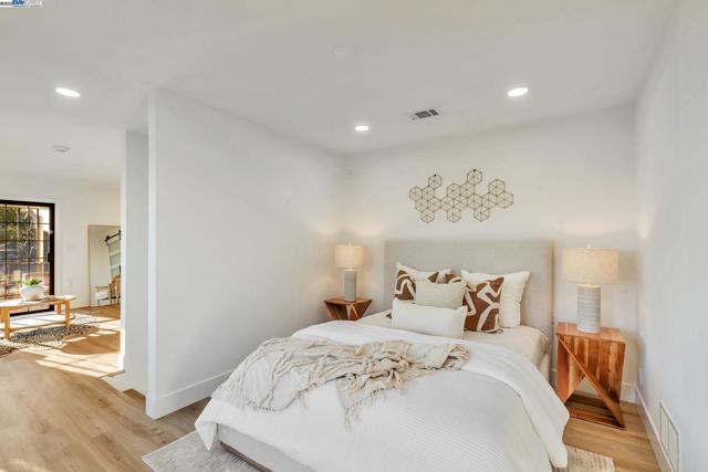 1575 Via Lucas, San Lorenzo CA: https://media.crmls.org/mediaz/5d9c9e41-f0ca-48b9-9416-24cf370a128b.jpg