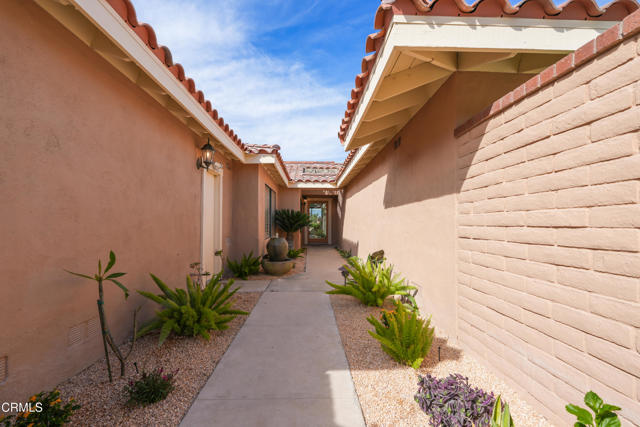 Image 2 of 67 For 250 Calle Del Verano