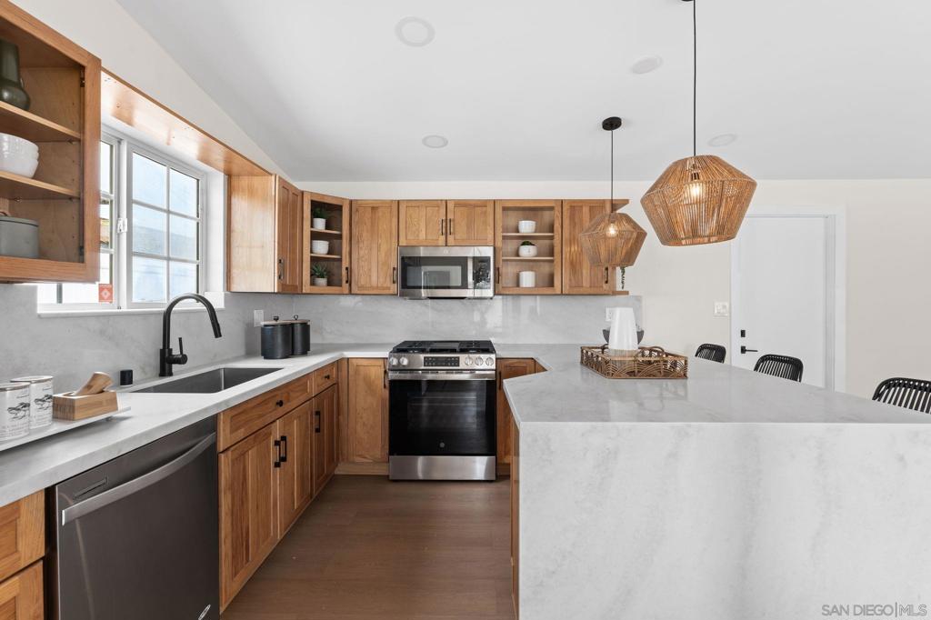 9321 Fermi Ave - photo 18