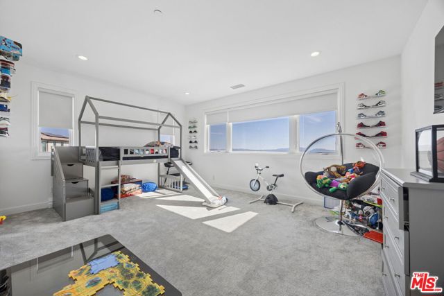 Image 27 of 35 For 11800 Tudor Court