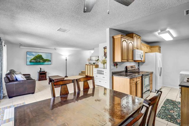 Detail Gallery Image 10 of 45 For 9908 Caminito Bolsa, San Diego,  CA 92129 - 3 Beds | 1/1 Baths