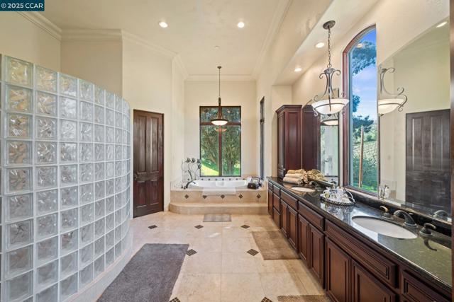 633 Kalthoff Cmn, Livermore CA: https://media.crmls.org/mediaz/5d9e8b11-4edf-4cdb-869d-19e84f0e2f39.jpg