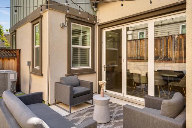 7038 Calistoga Lane, Dublin CA: https://media.crmls.org/mediaz/5da18b88-3fdf-4edd-adcf-14c2c3627212.jpg