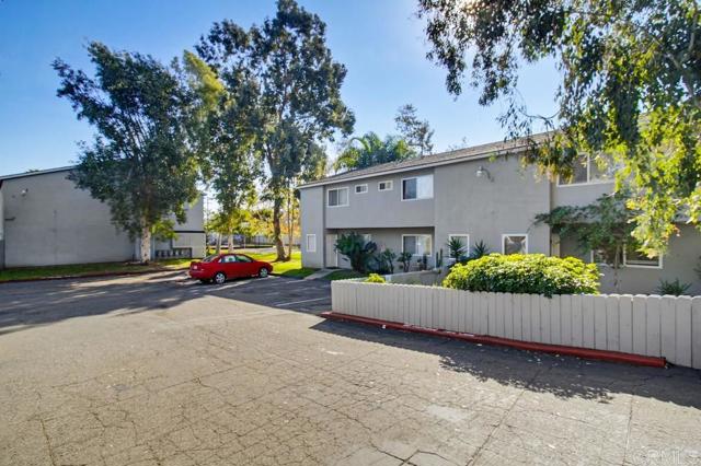 Detail Gallery Image 6 of 65 For 4421 Tremont #27,  San Diego,  CA 92102 - 3 Beds | 2 Baths