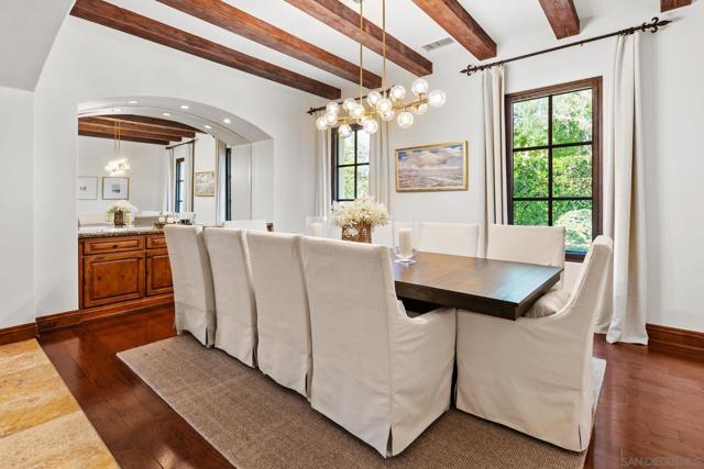 7975 Villas, San Diego CA: https://media.crmls.org/mediaz/5da234a5-f4a6-40c7-a2bc-0cd7acd76eb4.jpg