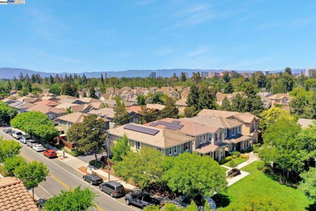 445 S 22Nd St, San Jose CA: https://media.crmls.org/mediaz/5da2a21e-3f53-4501-a237-5605f9585d64.jpg