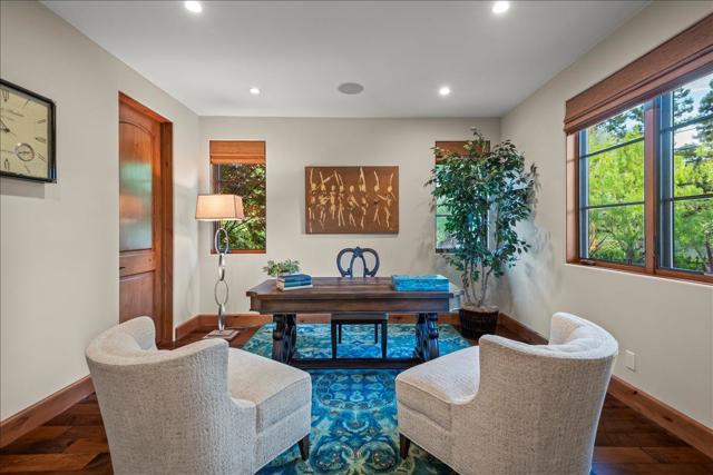 1571 Fairway Drive, Los Altos CA: https://media.crmls.org/mediaz/5da40e13-9c69-45aa-a6c8-914d73165893.jpg