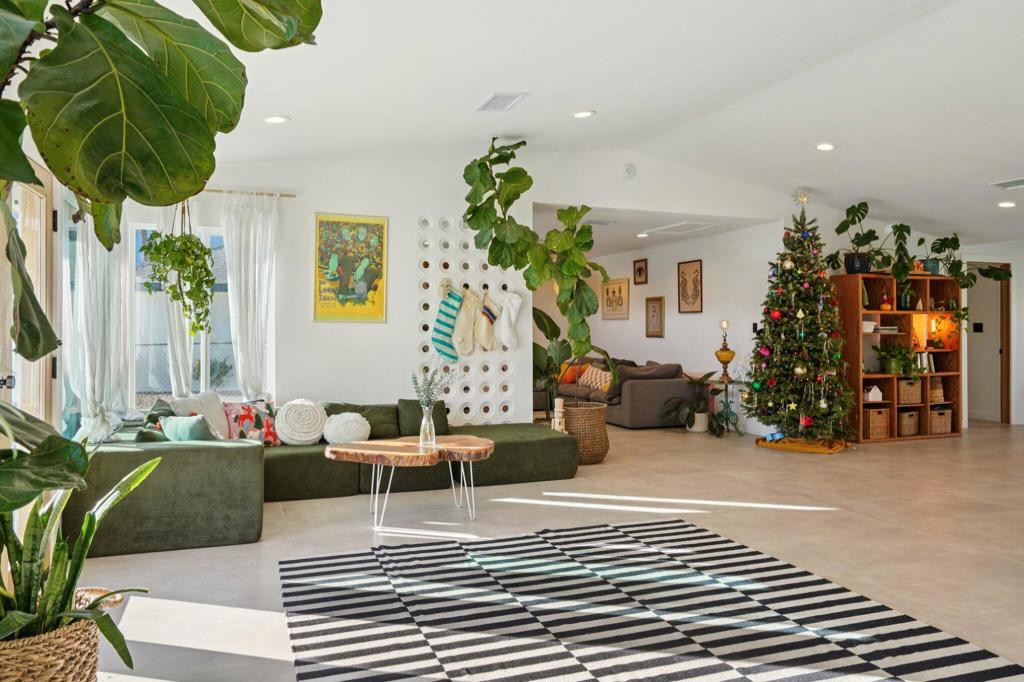 MLS #219140083PS image #17