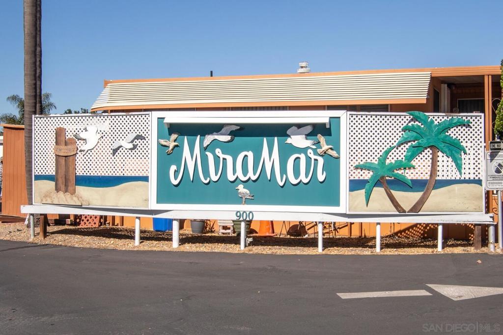 MLS #250032331SD image #16