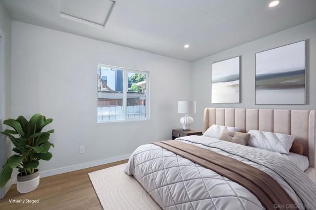 2680 L St, San Diego CA: https://media.crmls.org/mediaz/5da6087a-ef1e-4537-a2c6-20d8772bb386.jpg