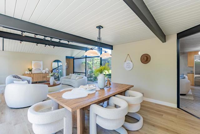 814 Beaverton Court, Sunnyvale CA: https://media.crmls.org/mediaz/5da6b8f4-20ef-40fa-8fff-adc75002a4be.jpg