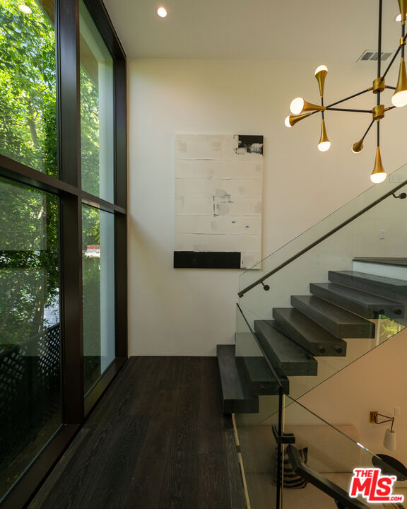 1884 Laurel Canyon Road, Los Angeles CA: https://media.crmls.org/mediaz/5da77b26-90a2-446e-9ef2-cf6b0719d700.jpg
