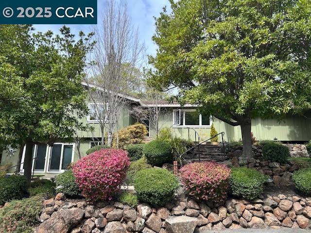 5 Kayser Ct