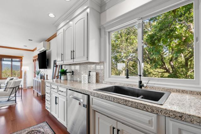 17 Kite Hill Road, Santa Cruz CA: https://media.crmls.org/mediaz/5da8cd5a-1e3b-4be0-a145-2af553305300.jpg