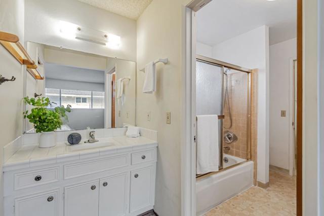 844846 Doyle Road, San Jose CA: https://media.crmls.org/mediaz/5da99cb6-8a8e-4f8b-8aff-e2fa9ab022b2.jpg