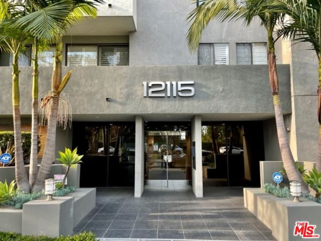 12115 San Vicente Blvd #306, Los Angeles, CA 90049