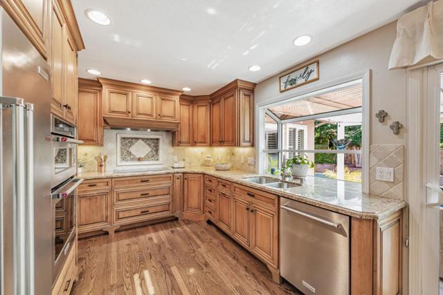 6555 Timberview Drive, San Jose CA: https://media.crmls.org/mediaz/5daa6b55-0fb9-46a8-8baf-965b3d20a8c3.jpg