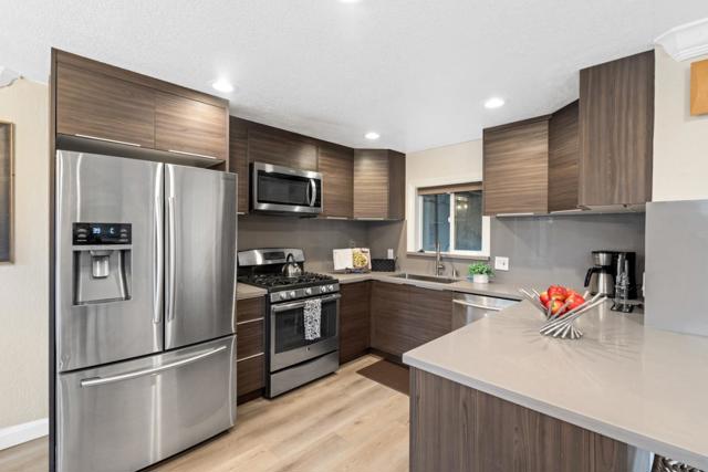 301 Channing Way, Pacifica CA: https://media.crmls.org/mediaz/5daa78c9-5f35-4972-990a-caa17865fc87.jpg