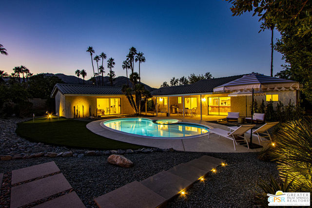 72827 Haystack Road, Palm Desert CA: https://media.crmls.org/mediaz/5dab130a-3e2b-47c9-8545-41567631c916.jpg