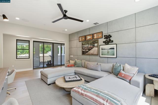 Image 42 of 59 For 108 Brumby St