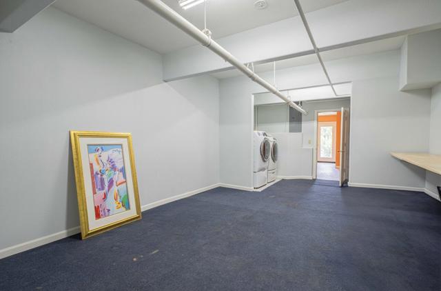 383 Corral De Tierra Road, Salinas CA: https://media.crmls.org/mediaz/5dab8534-8d77-448f-92a9-bee99eeba7a5.jpg