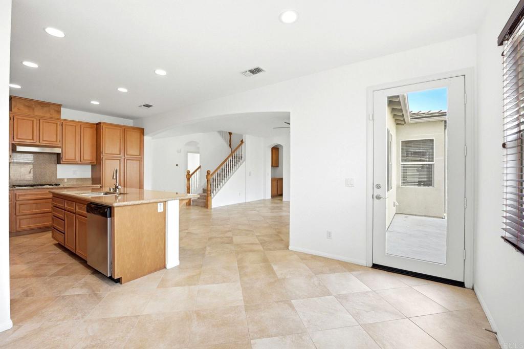 571 Trovita Court - photo 12