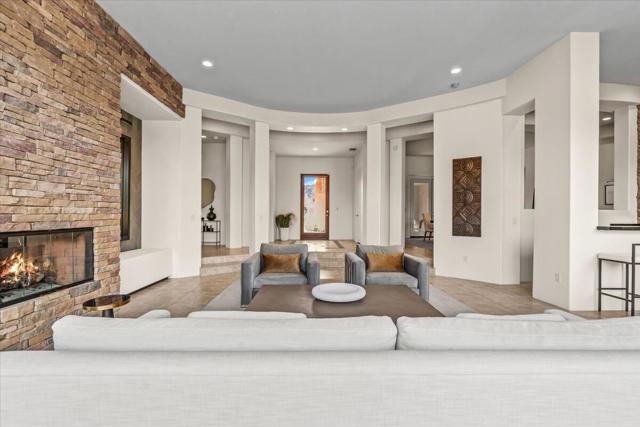 Image 25 of 43 For 50380 Via Serenidad