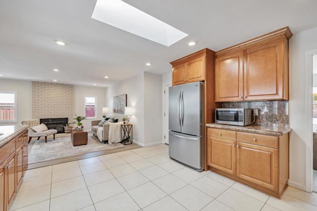 6113 Oak Forest, San Jose CA: https://media.crmls.org/mediaz/5dad31b1-fd57-4dbd-923c-c5e6346ee9a4.jpg
