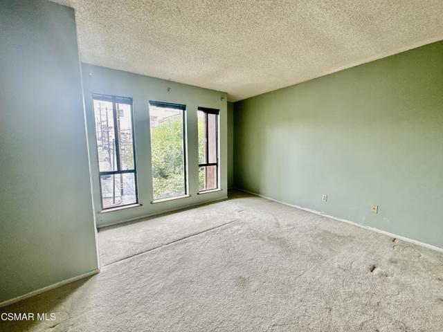 11916 Idaho Avenue, Los Angeles CA: https://media.crmls.org/mediaz/5dad5ca0-ac22-4b0a-8313-020ba9794060.jpg