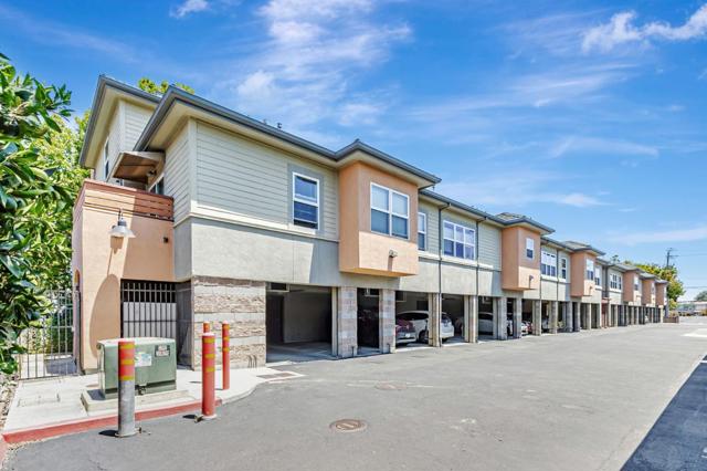 1421 N 1st Street, San Jose CA: https://media.crmls.org/mediaz/5dadf8ac-4f4f-4f3d-be30-e9c15ea1518f.jpg