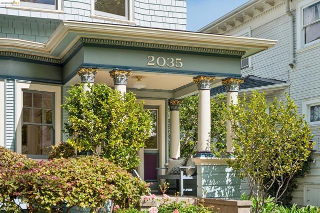 Image 3 of 60 For 2035 Francisco St