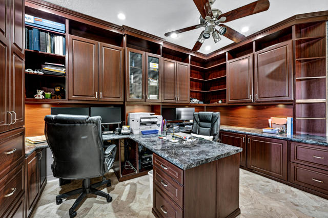 26 Alta Vista, Rancho Mirage CA: https://media.crmls.org/mediaz/5daebc2a-becf-4ec5-909c-22f4c894c82b.jpg