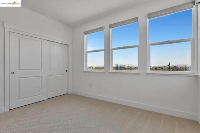 2281 Garden Farms Ave, Lathrop CA: https://media.crmls.org/mediaz/5daf7456-b0f7-48b3-9a83-8786ab77de32.jpg