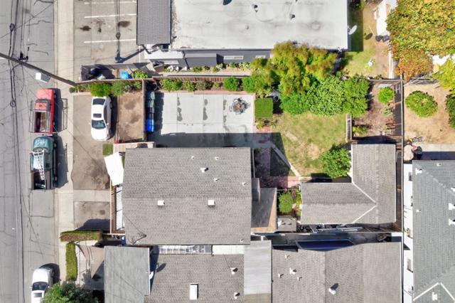 109 Dumbarton Avenue, Redwood City CA: https://media.crmls.org/mediaz/5daff5c5-6a55-40fd-9026-fb83ae0b55ad.jpg