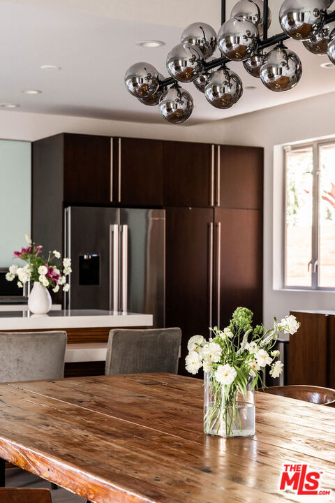 1344 Maltman Avenue, Los Angeles CA: https://media.crmls.org/mediaz/5db1d974-d5a9-4915-90e1-6b28cbf4f16d.jpg