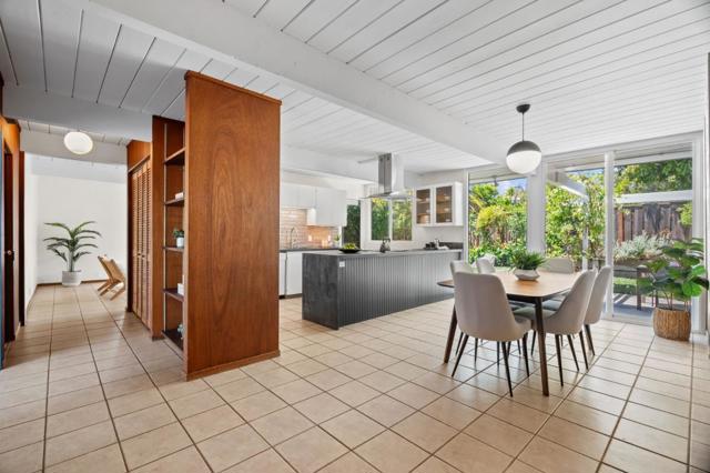 858 Cornwall Court, Sunnyvale CA: https://media.crmls.org/mediaz/5db27c16-9896-40b7-b4c7-1b7e76229343.jpg