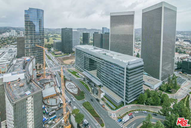 1 W Century Drive, Los Angeles CA: https://media.crmls.org/mediaz/5db33f02-753b-457d-8e38-d48f1ce406d9.jpg