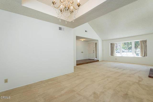 Detail Gallery Image 5 of 41 For 10703 Spy Glass Hill Rd, Whittier,  CA 90601 - 3 Beds | 2 Baths