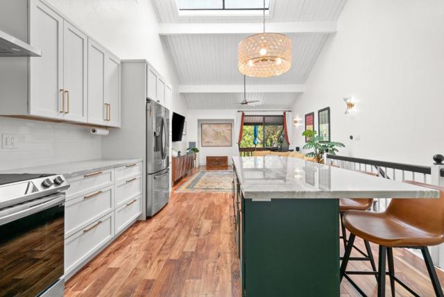 102 Tree Frog Lane, Santa Cruz CA: https://media.crmls.org/mediaz/5db6b7ff-3bcd-42da-be00-9ba7d72d9dbe.jpg