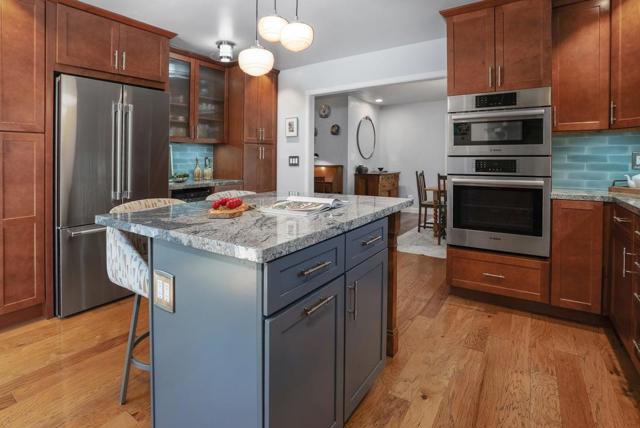 4214 Gull Cove Way, Capitola CA: https://media.crmls.org/mediaz/5db79ddf-1e8d-463f-88b6-25d0b60a9015.jpg