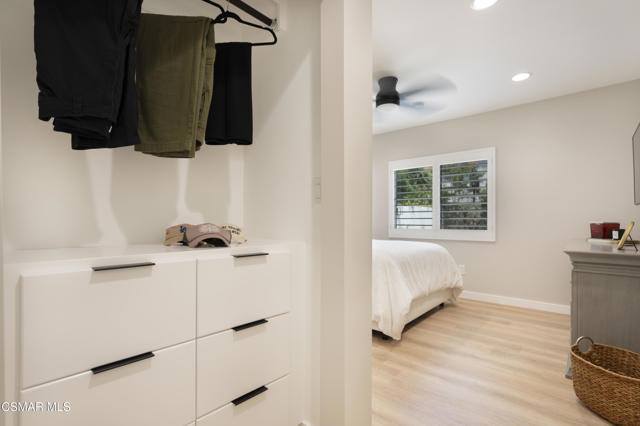 230 N Gerona Avenue, San Gabriel CA: https://media.crmls.org/mediaz/5db7bdfd-fb50-4942-87a0-939c10419e49.jpg