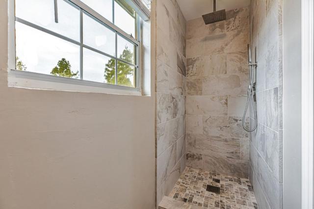 560 Tevis Trail, Hollister CA: https://media.crmls.org/mediaz/5dba6c20-ab89-4e35-8479-d59ef4e43e6b.jpg