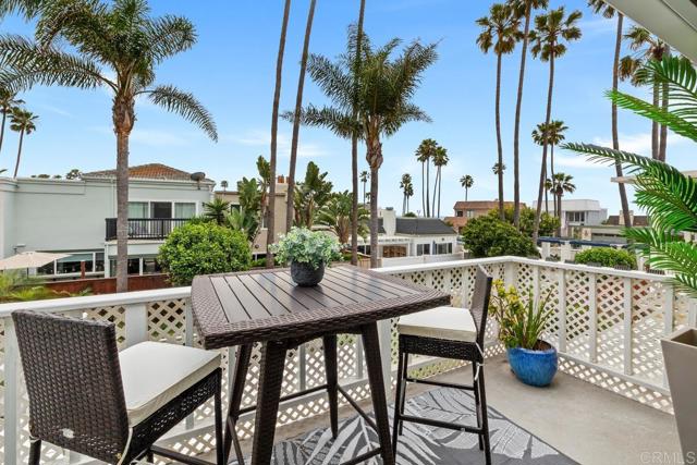 Detail Gallery Image 24 of 40 For 69 Half Moon Bend, Coronado,  CA 92118 - 3 Beds | 3/1 Baths