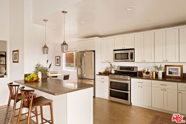 23699 Sandalwood Street, West Hills CA: https://media.crmls.org/mediaz/5dbb43e1-496b-4da8-a86a-9351430c62ca.jpg