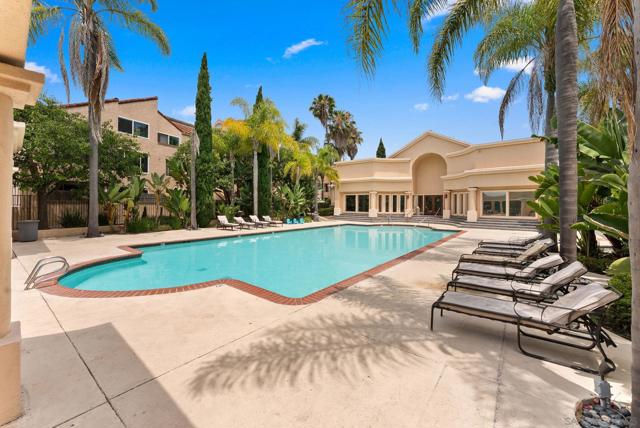 3957 Nobel Dr, San Diego CA: https://media.crmls.org/mediaz/5dbbabdd-dd17-472d-92fa-03099e2b1f7c.jpg