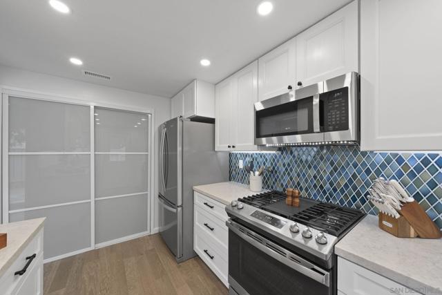 4120 Mount Acadia Blvd, San Diego CA: https://media.crmls.org/mediaz/5dbc6ad7-13e4-4f26-b23c-3b83c1def151.jpg