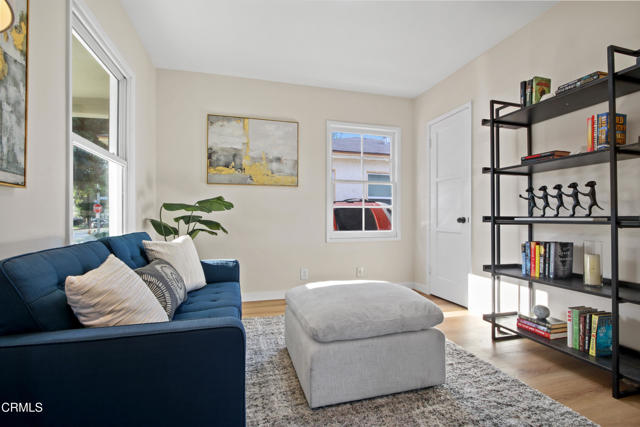 Detail Gallery Image 5 of 19 For 3178 Chestnut Ave, Long Beach,  CA 90806 - 3 Beds | 2 Baths