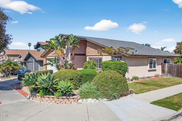 Detail Gallery Image 3 of 38 For 901 Indigo Pl, Oxnard,  CA 93036 - 3 Beds | 2 Baths